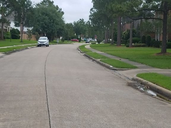 5th image of 3318 Cumberland Dr