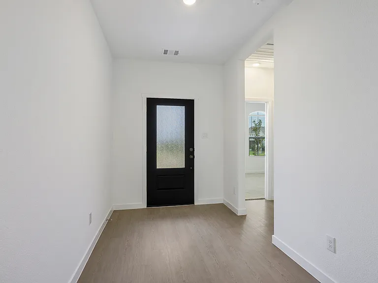 2500 Conroe Rd — Photo 12