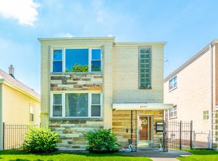 5731 W Giddings St, Chicago, IL 60630