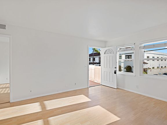 2nd image of 231 Cabrillo St