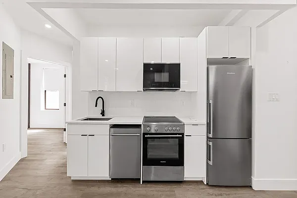 Kitchen, photo 2