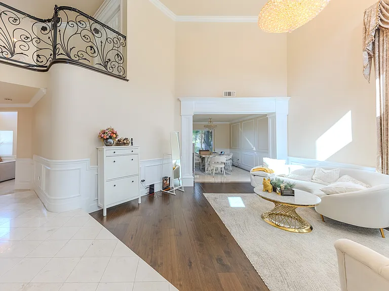 2416 Martingail Dr — Photo 12