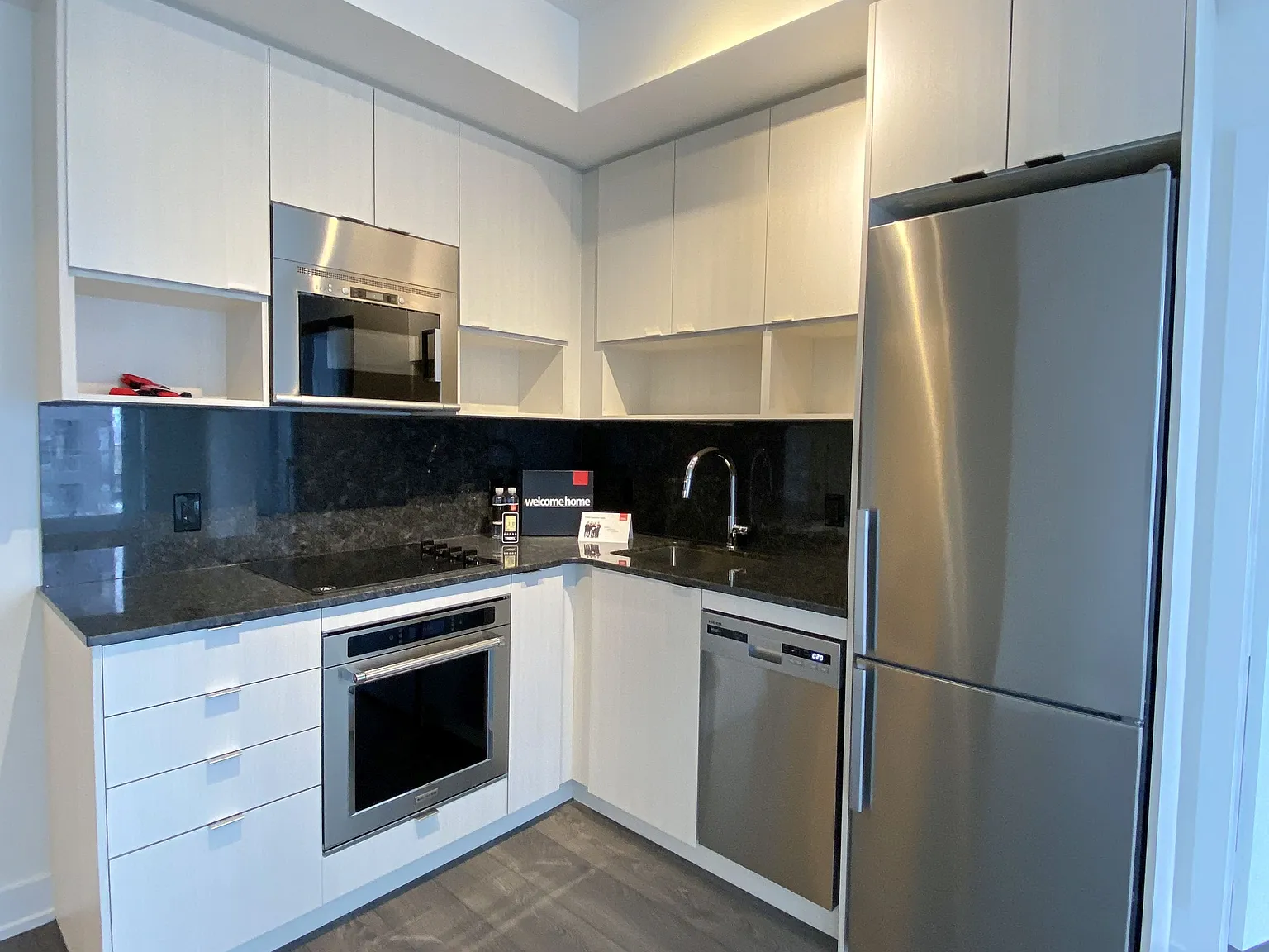 Islington Terrace — Photo 2