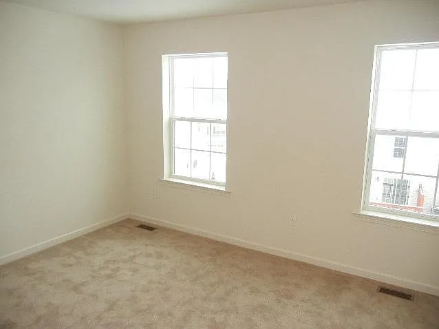 6205 Addison Dr — Photo 4