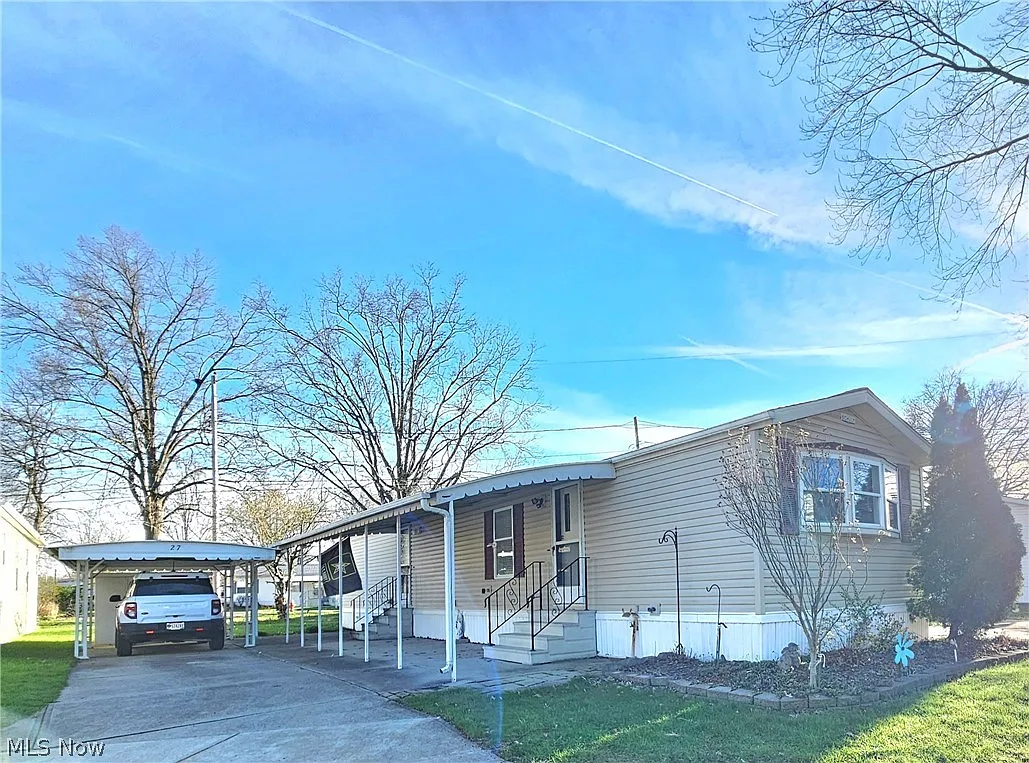 27 Flagler Dr photo 1