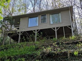 253 Barrett Rd, Sylva, NC 28779