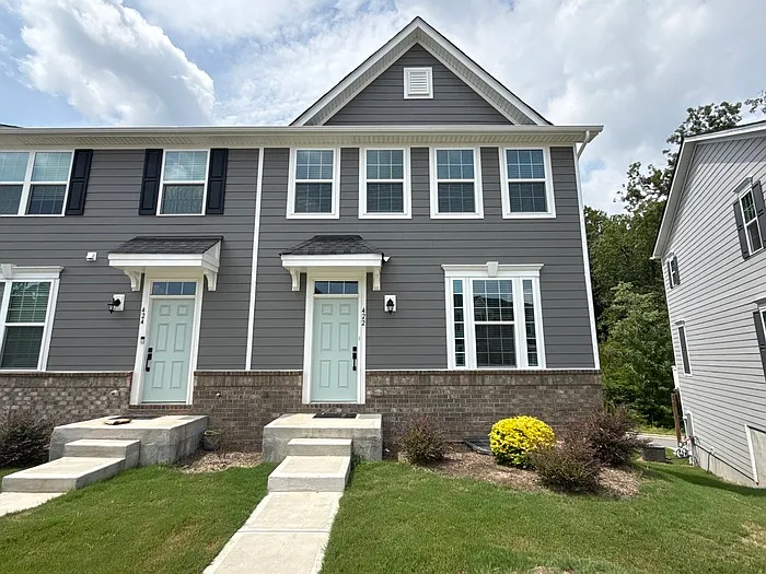 422 Serenity Cir