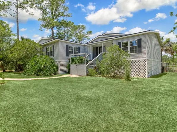 94285 Palm Cir, Fernandina Beach, FL 32034