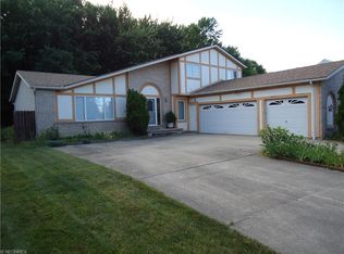 14168 Crystal Creek Dr, Strongsville, OH