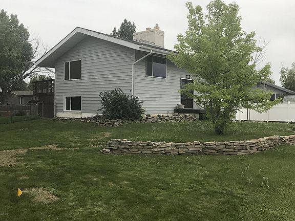 2nd image of 2931 Delmar Dr