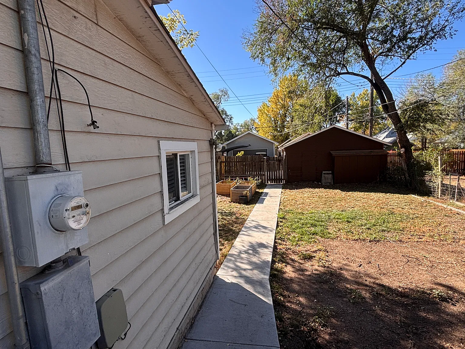 827 E Willamette Ave — Photo 4