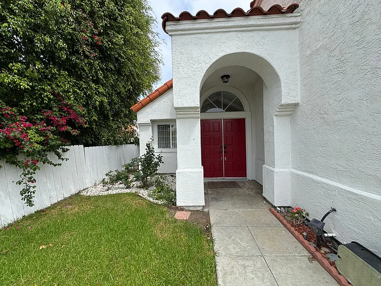 1423 Portofino Dr — Photo 6