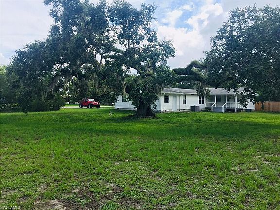 4th image of 1052 Canopy Ln