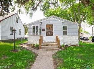 1111 N Prairie Ave, Sioux Falls, SD 57104