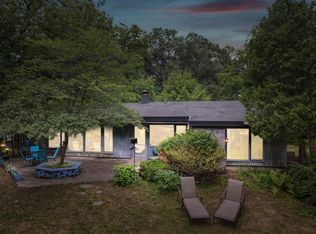 11405 Park Ridge Dr W, Minnetonka, MN 55305