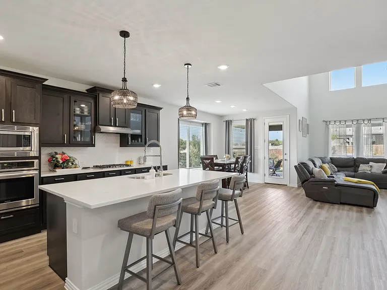 2804 Fireside Ln — Photo 32