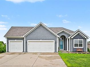 2103 Joe Ln, Kearney, MO 64060