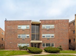 8161 Niles Center Rd APT 3C, Skokie, IL 60077