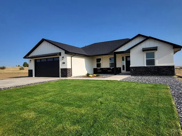 1885 E Frying Pan Dr, Pueblo West, CO 81007