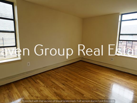 5th image of 1310 Sheridan Ave APT 4J