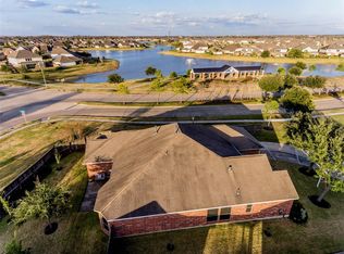 9302 Linden Brook Ln, Rosenberg, TX 77469