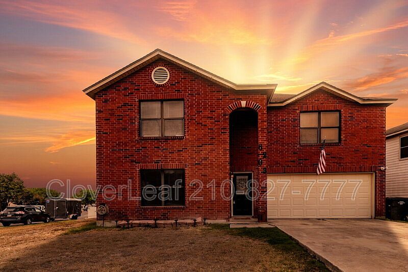 1st image of 6203 Lakeview Dr