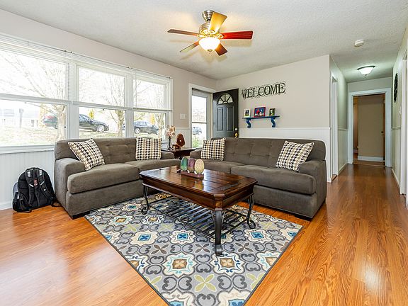 4th image of 5700 Goldenrod Cir