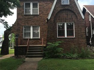 3902 Kingsland Ct, Saint Louis, MO 63116
