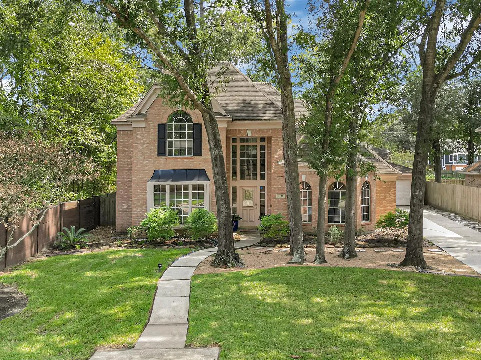 4 bed, 3.0 bath, 2895 sqft, $2,800 — Photo 3
