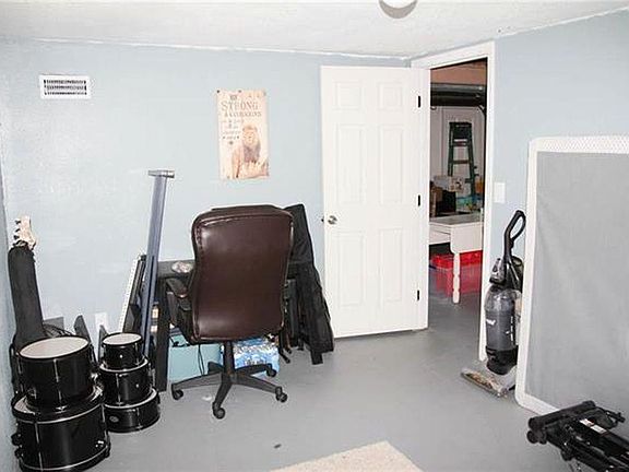 4th image of 15107 E 43rd Pl S #1