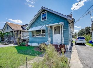32 Avenue E, Lodi, NJ 07644