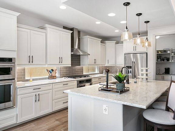 3rd image of 4205 W Deer Hollow Ln