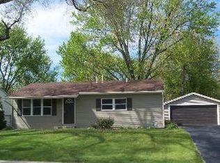 224 Granada Rd, Carpentersville, IL 60110