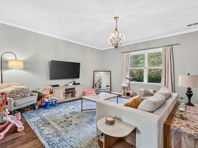 2657 Doubletree Ct — Photo 6