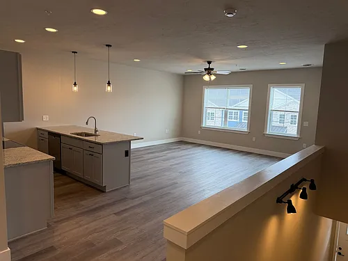 Floor plan 202