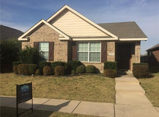 9025 Sundance Trl, Aubrey, TX 76227