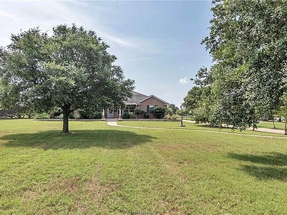 5th image of 4012 Austins Estates Dr