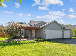 814 Mallard St NE, Hanover, MN 55341