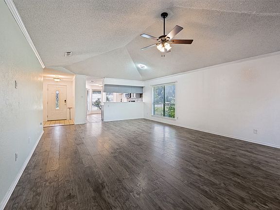 3rd image of 9008 Topperwind Ct