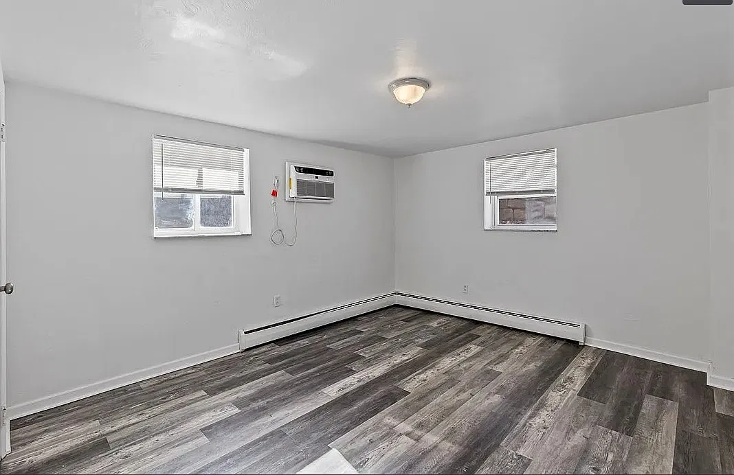 2 bed, 900 sqft, $1,250 — Photo 4