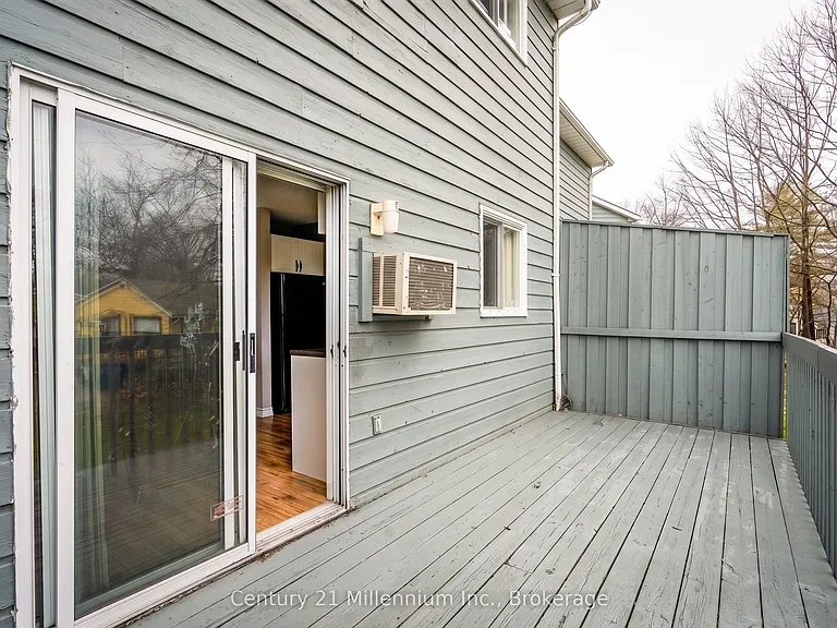 10 Baker St #4 — Photo 9