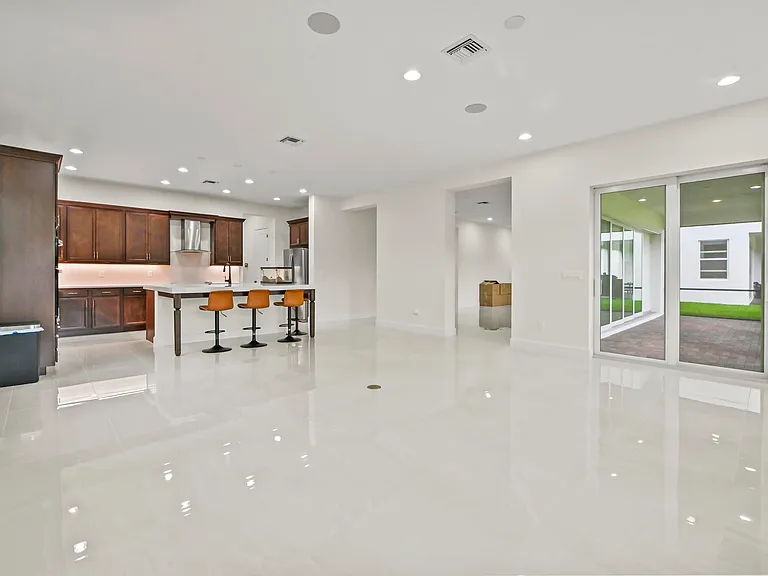 15030 Wildwood Cir — Photo 12