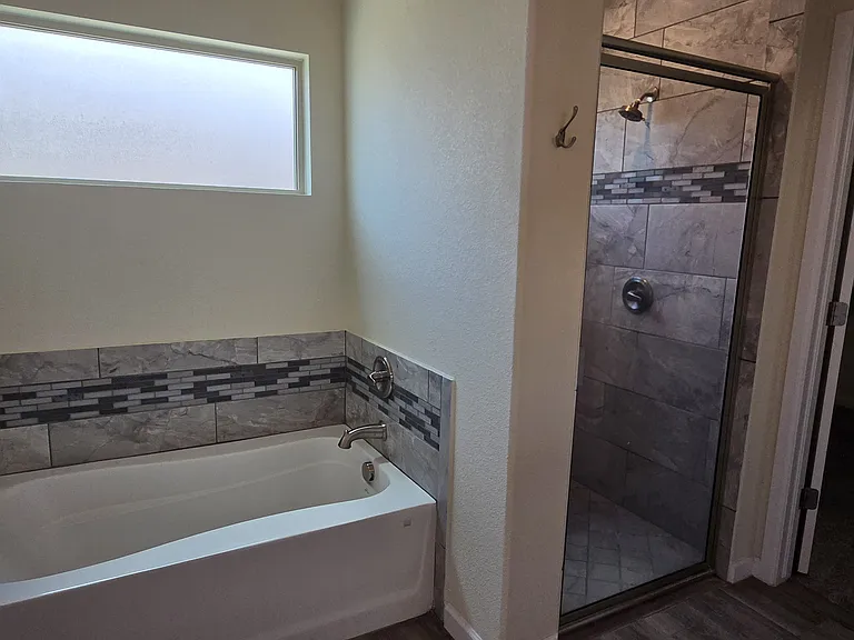 6556 Harapon St — Photo 3