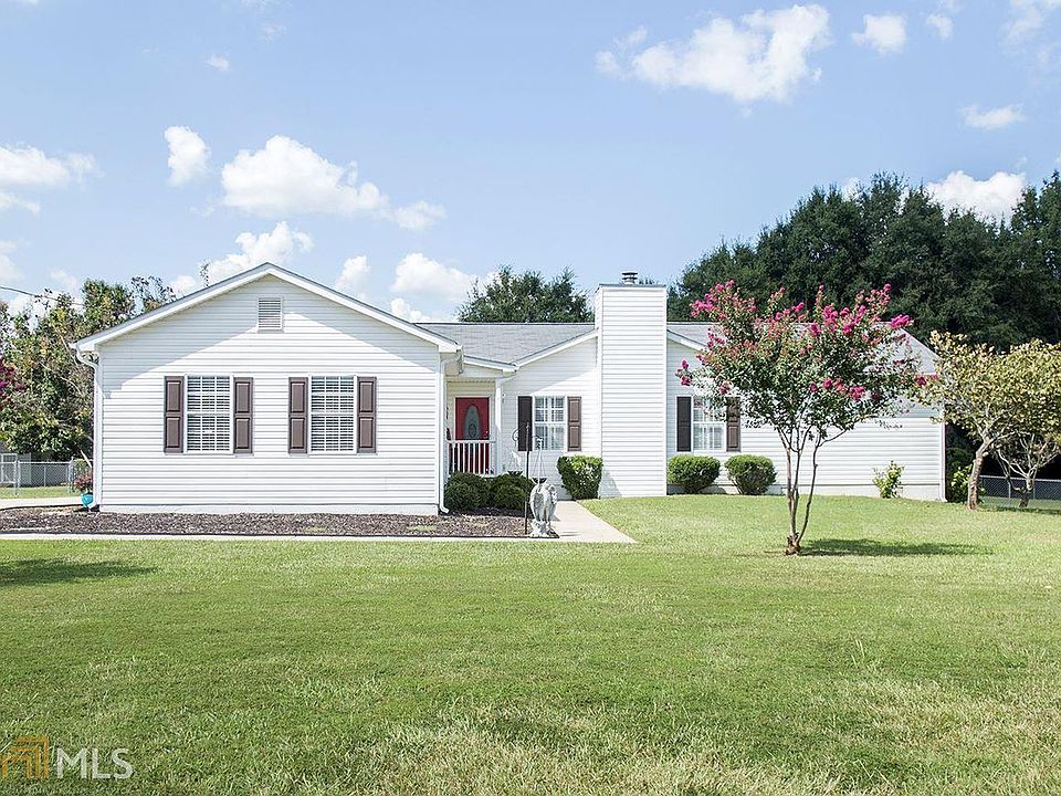 1st image of 172 Gardners Grove Dr #16