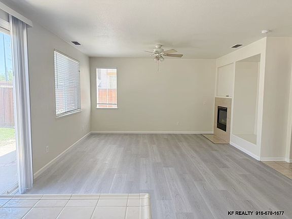 2nd image of 241 Anjou Cir