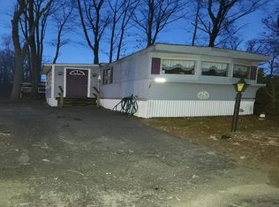 316 Friar Tuck Dr, Exeter, NH 03833