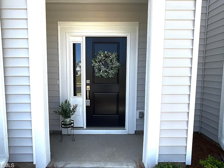 27 Pansy Park — Photo 2