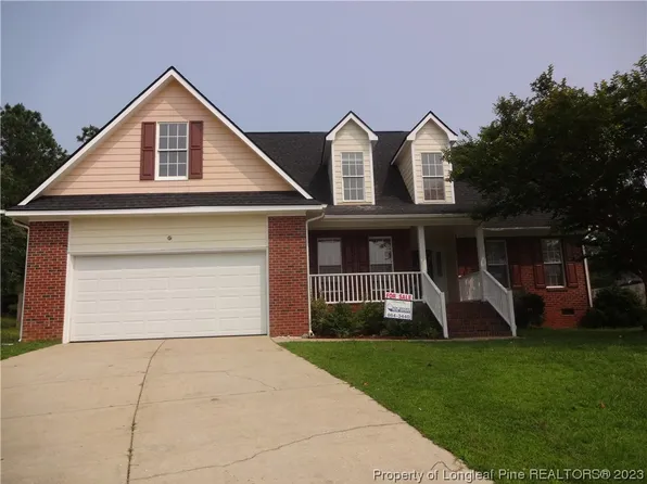 1021 Foxhound Ct, Fayetteville, NC 28314
