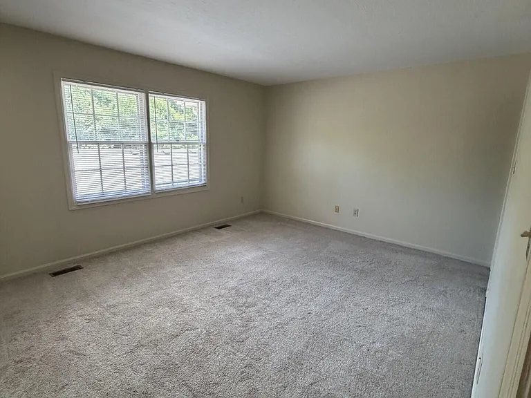 1309 Gray Hawk Rd #C — Photo 14