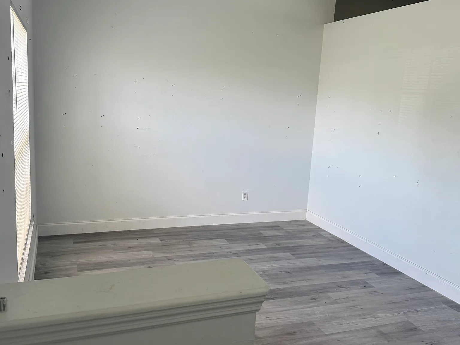 4 bed, 1993 sqft, $1,950 — Photo 3
